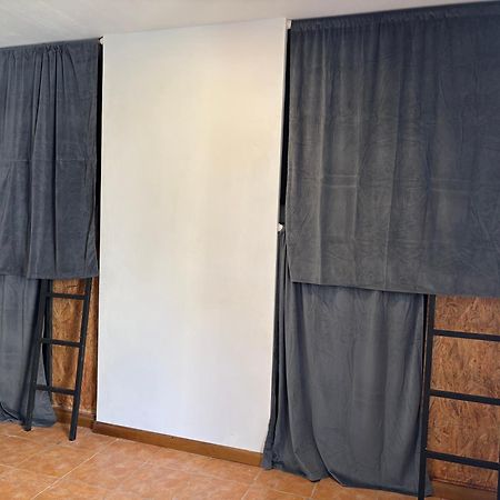 Spanglish Hostel Бенидорм Экстерьер фото